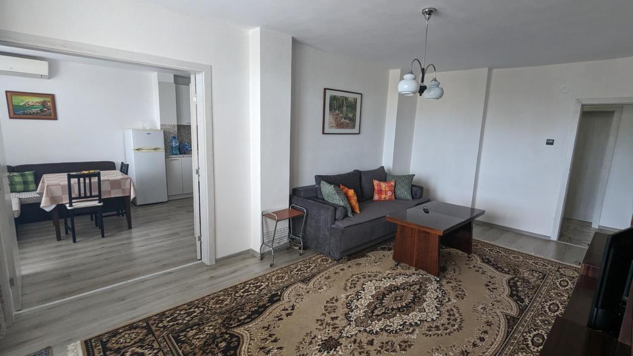Roza Apartment Varna Exterior foto